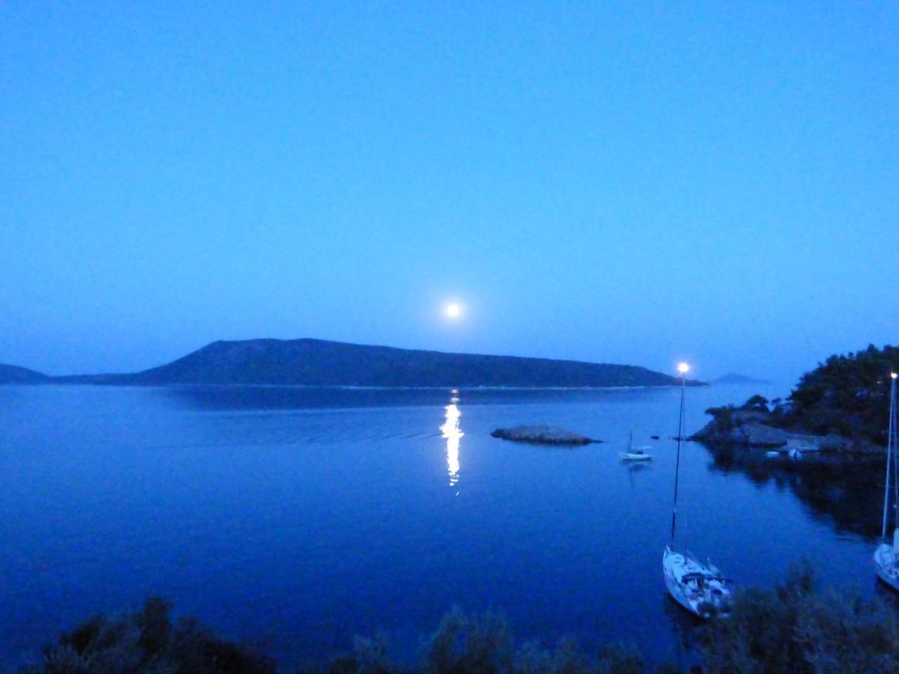 Odyssia Near The Seaside Appartement Agios Petros  Buitenkant foto